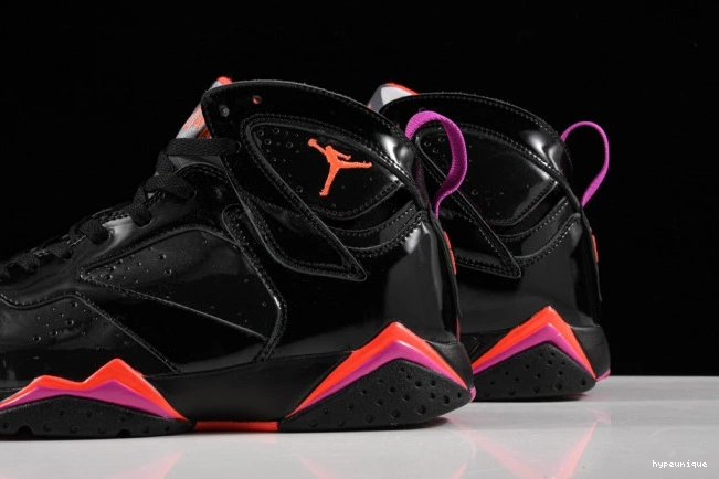 HYPE 7 313358-006 Jordan Black Retro Patent Air 0813